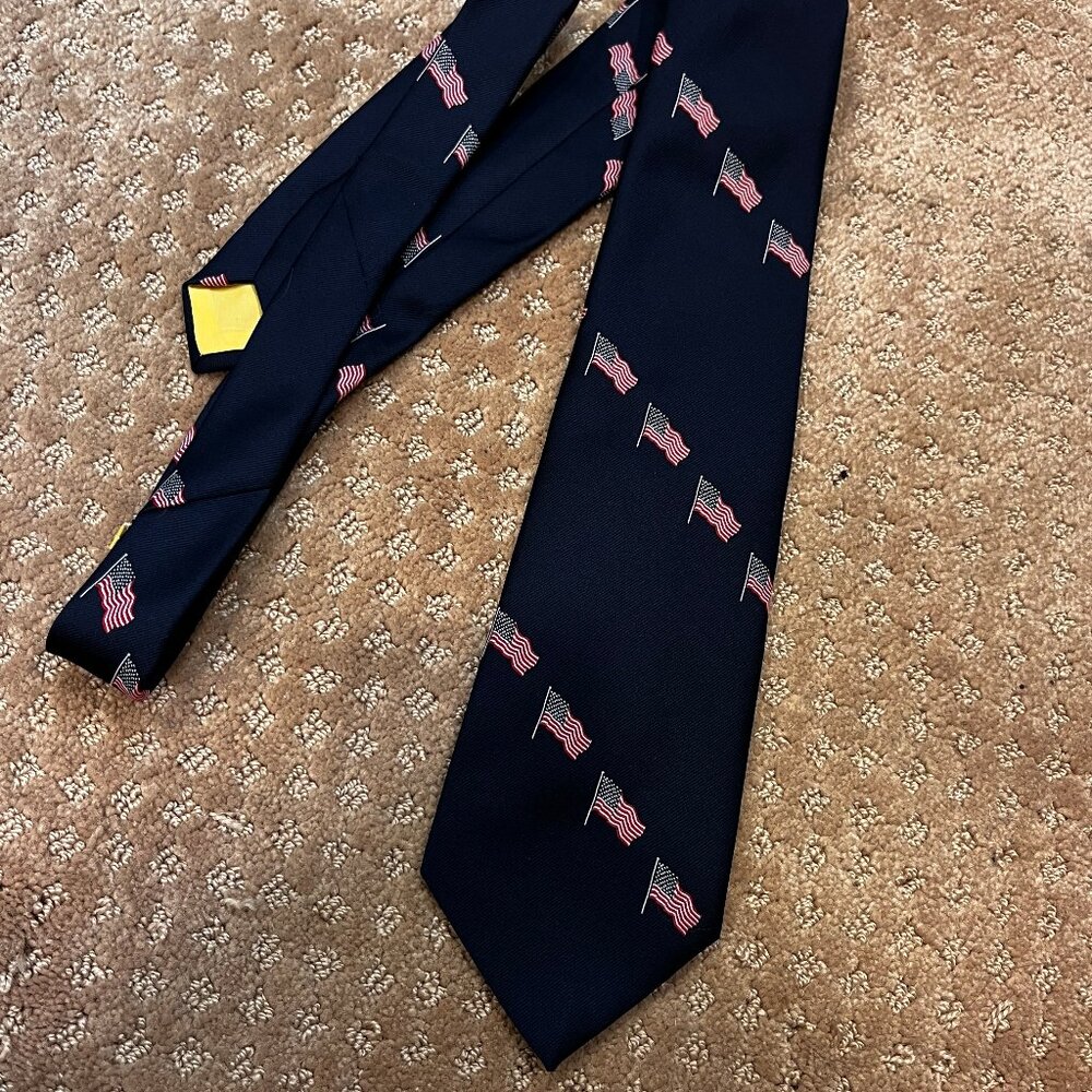 Vtg Americana American Flag Marshall Field & Co Necktie Tie Navy Blue Patriotic